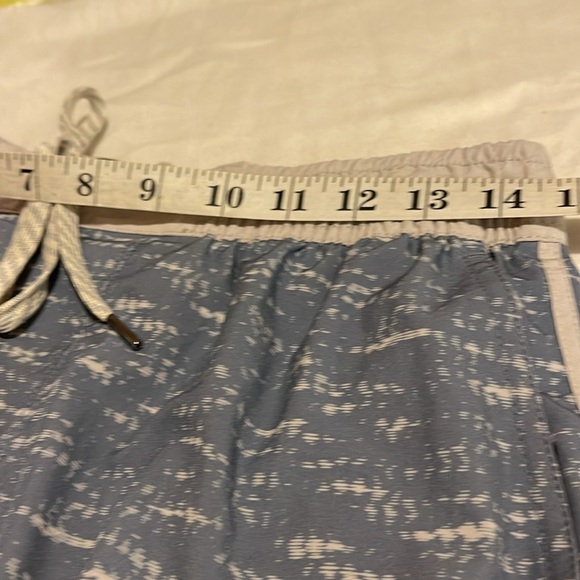 B5 Vuori Banks Athletic Short - Unlined in Blue and White See pics measurements - Picture 3 of 10